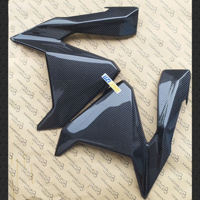 Cover Body Sayap Depan VARIO 125 150 OLD Carbon Kevlar