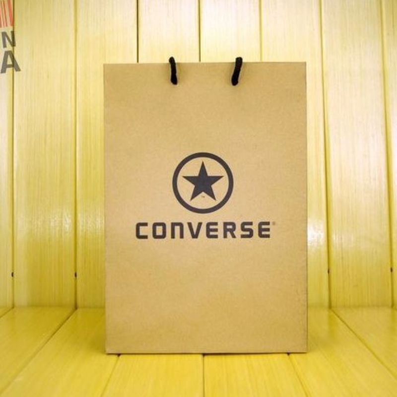 

Paper Bag Custom Desain ukuran 17cmx21cmx4.5cm - Paper Bag Murah -Tas kertas - kantong kertas