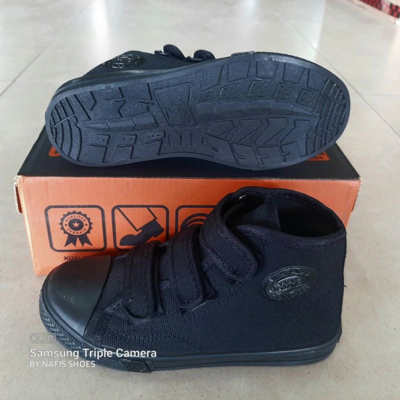 sepatu import n#b anak sekolah sd tempel velcro perekat size 32-35