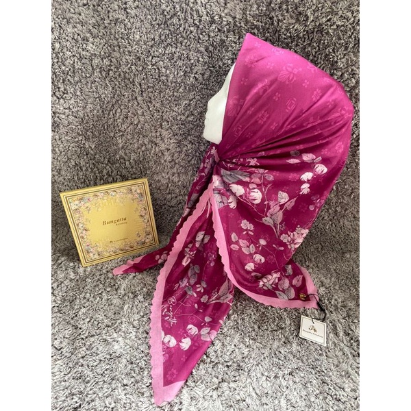 KERUDUNG SEGIEMPAT KANAIYA SERIES BY BUNGATTA