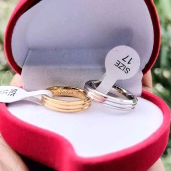 cincin couple,cincin tunangan,cincin titanium,cincin ukir nama,cincin nikah,cincin tunangan