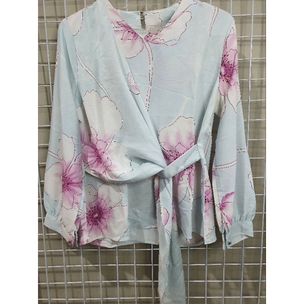 Baju Biru Muda Motif Ungu