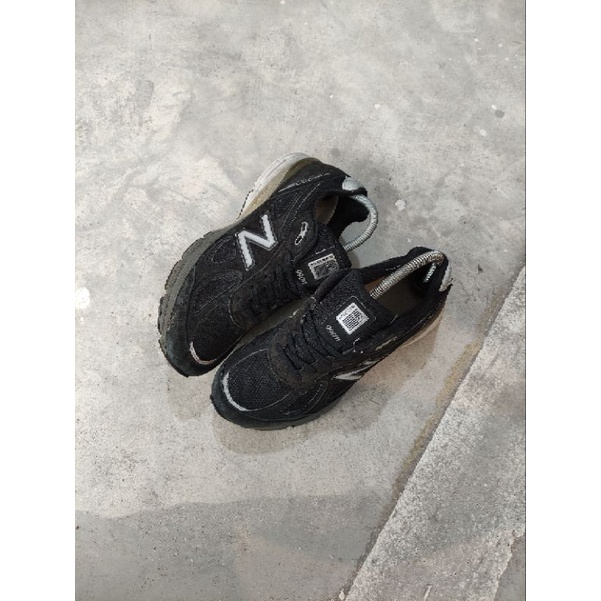 NB 990V4 Black Carbon