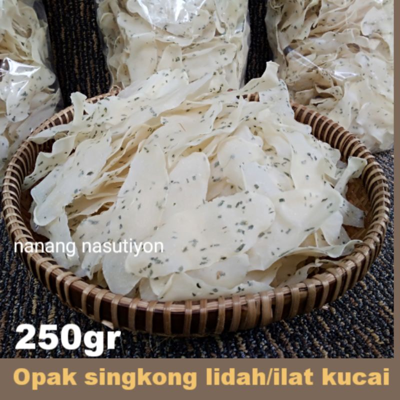 

Kerupuk keripik opak singkong getuk lidah / ilat kucai wonosobo mentah netto 250gram