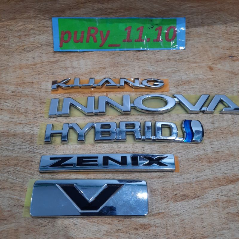 EMBLEM LOGO KIJANG INNOVA HYBRID ZENIX V 2023 KOMPLIT