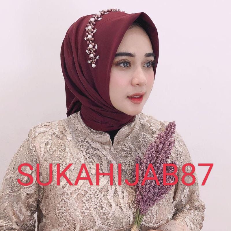 Kerudung Segi Empat Payet Bella Squere /Hijab Segi Empat Payet Mutiara/Hijab Pesta