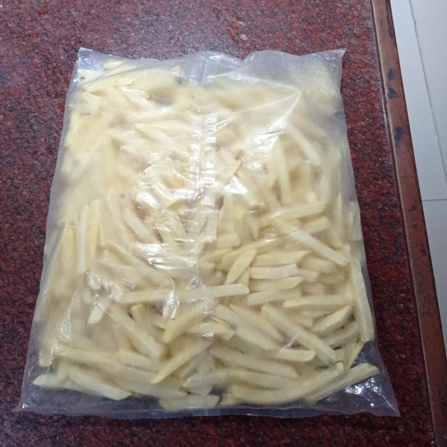 

Kentang beku straight cut 2 kg