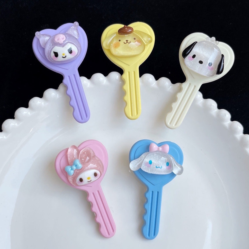 JEPIT RAMBUT SANRIO MOTIF BENTUK KUNCI /JEPIT SANRIO KUNCI CINTA SANRIO CINNAMOROLL/MELODY/KUROMI
