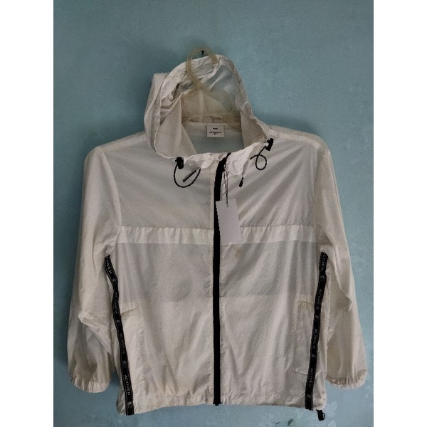 jaket running/outdoor hangten