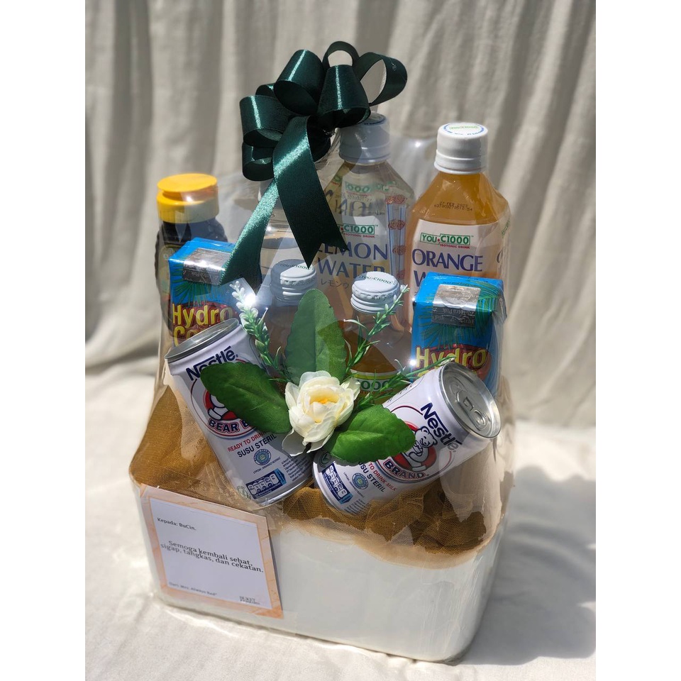

Parsel buah & minuman sehat | hampers buah | parcel buah & minuman fresh free kartu ucapan