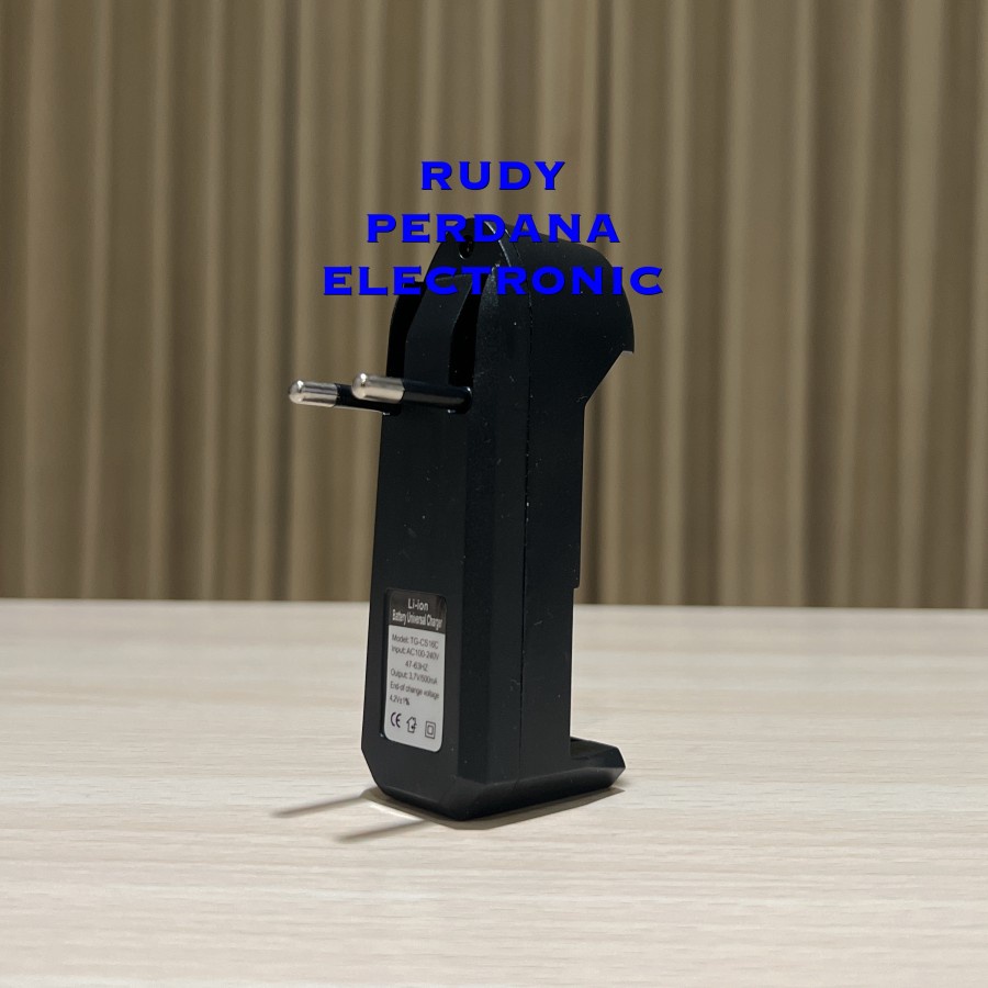 CHARGER BATERAI UNIVERSAL ISI 1 SLOT A2 AA A3 AAA 18650