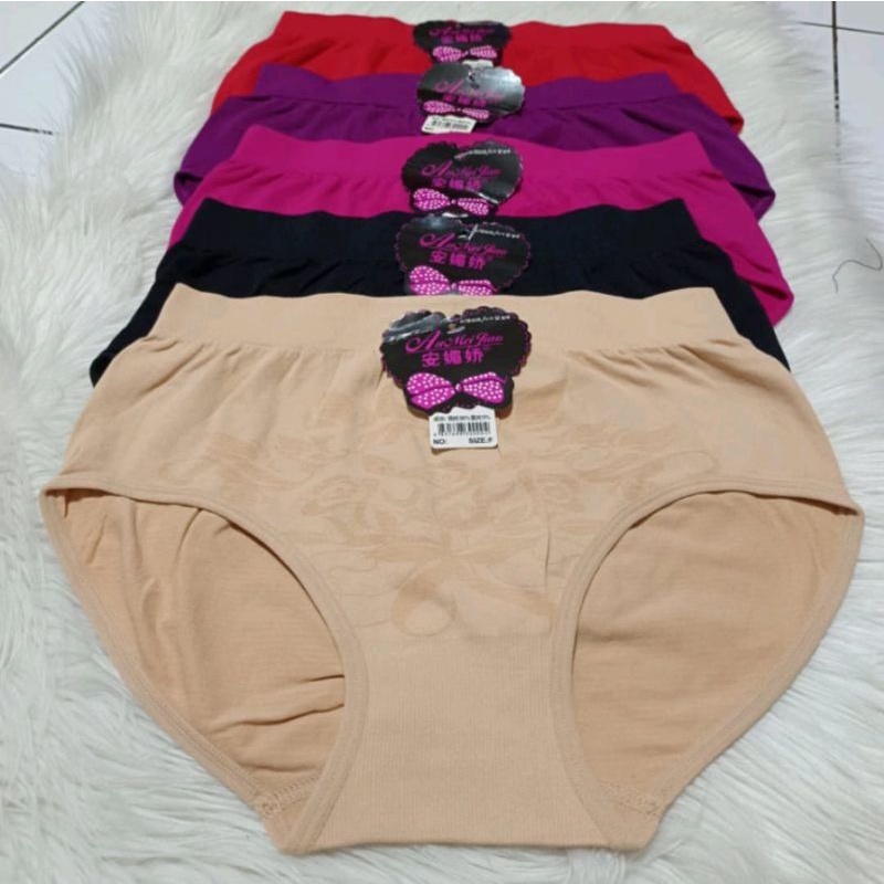 Celana Dalam Wanita An Mei Jiao Art 8069/ Cd Wanita Bahan Rajut Stretch BB 65-80kg / Cd Import Jumbo