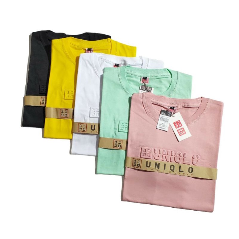 Kaos tshirt uniqlo logo timbul M.L.XL