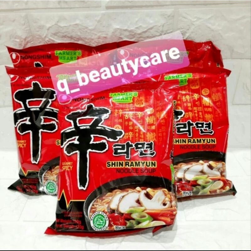 

Nongshim Shin Ramyun Spicy Mushroom / Instant Noodle Mie Korea 120gr