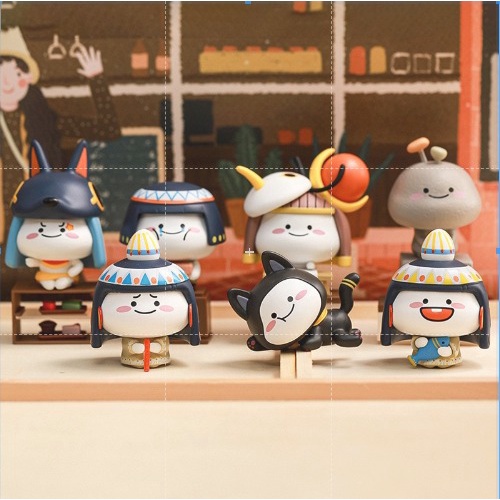 Pajangan Figuran Mainan Pentol Quby Star Moly The British Museum Original 12 Pcs 1 Kotak