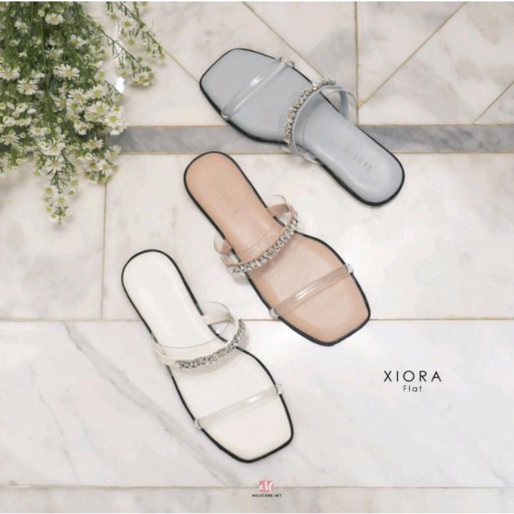 Damelia Xiora Flat Sandal Wanita