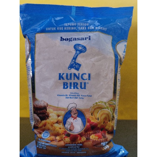 

Tepung Terigu Kunci Biru - 1kg