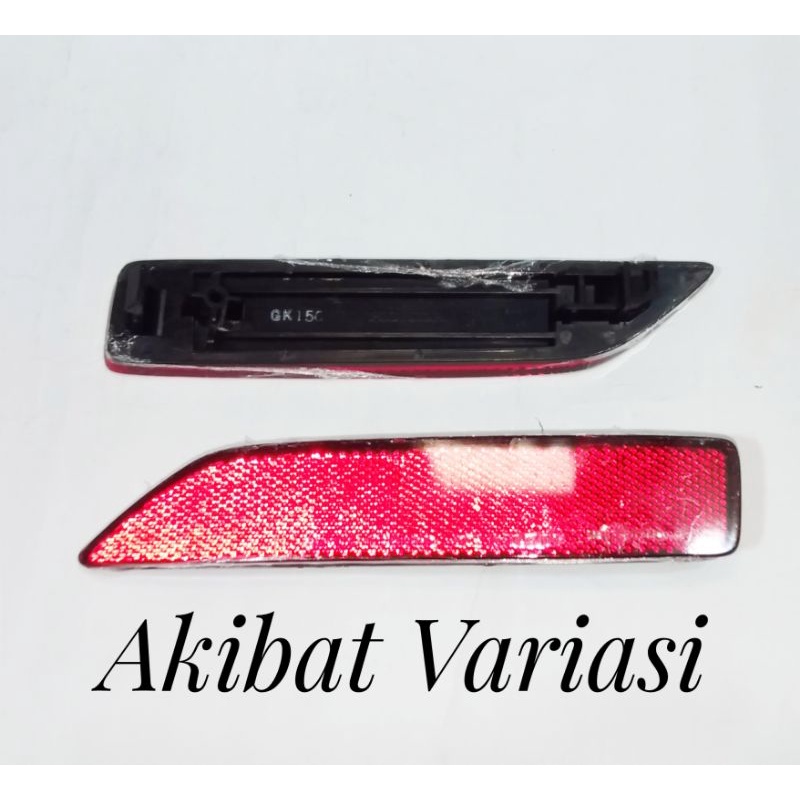 Reflektor Lampu Bemper Belakang Mobil (Honda Mobilio BRV) Reflektor Lampu Belakang Mobil Honda Mobil