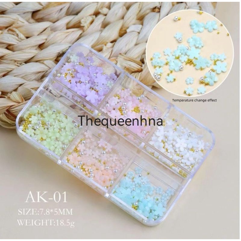 A02 1 Set 6 Sekat Berubah Warna Dengan Sinar UV Lamp Changing Color Ornamen Dekorasi Bunga Hiasan Kuku Bahan Resin Nail Art Decoration Nail Art Resin Flower