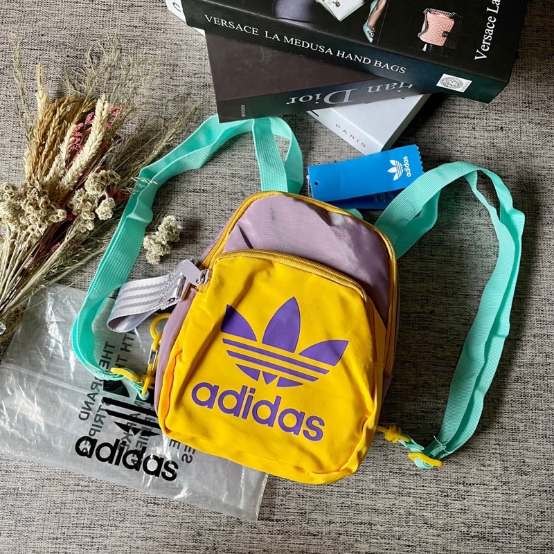 ADIDAS SMALL BAGPACK