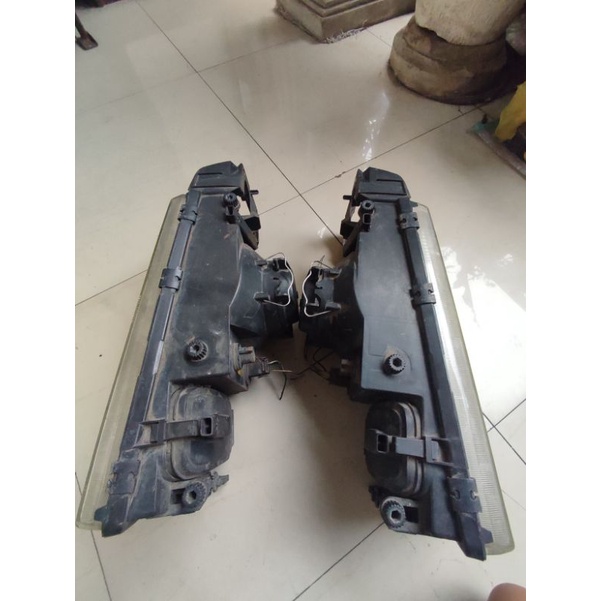 lampu depan volvo 740 960