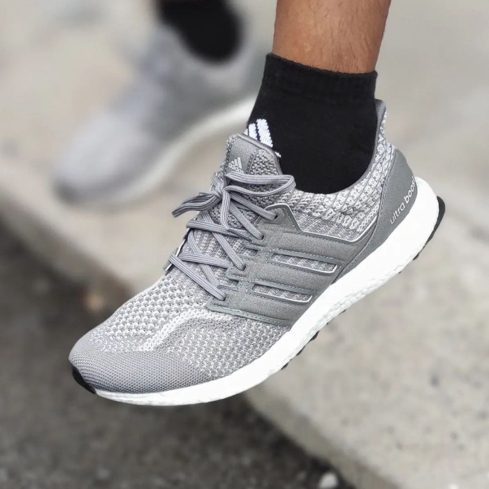 MURAH Adidas Ultraboost 5.0 DNA FY9354