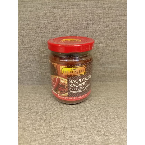 

Lee Kum Kee Chili Bean Sauce (Toban Djan) / Saus Cabai Kacang Sichuan - 226gr