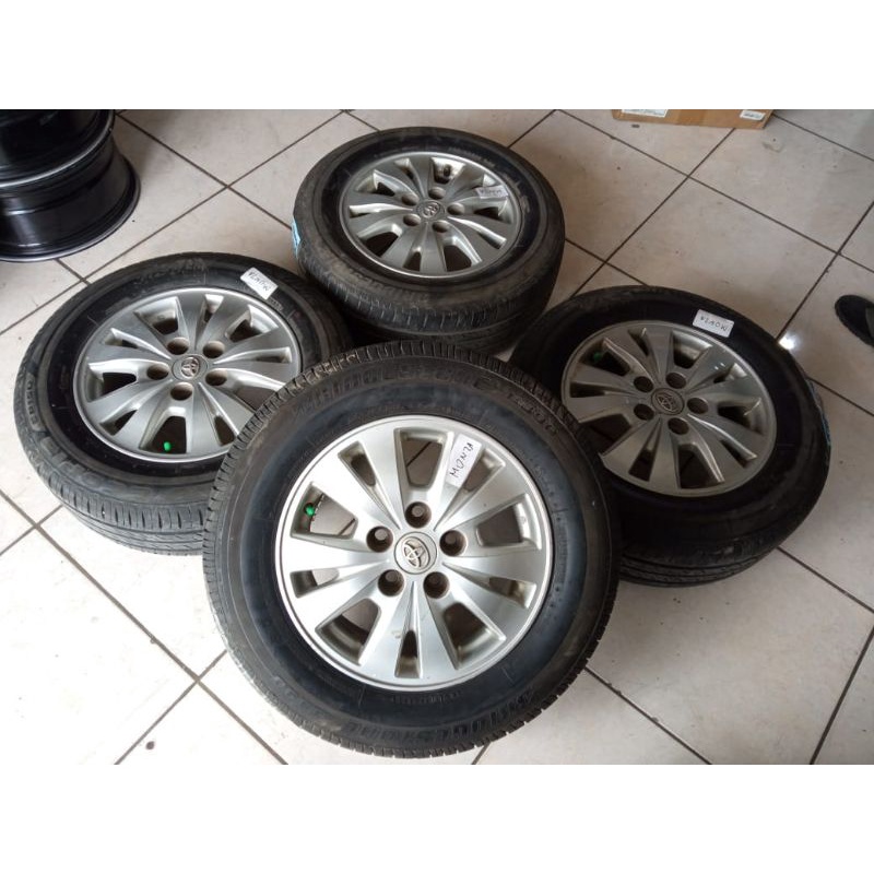 velg original inova ring 15 lebar 5,5 pcd 5x114,3 + ban 205 65 bisa buat mobil,grand max,luxio,new c
