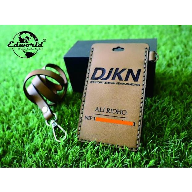 

Terbaik Nametag Kulit Asli Custom