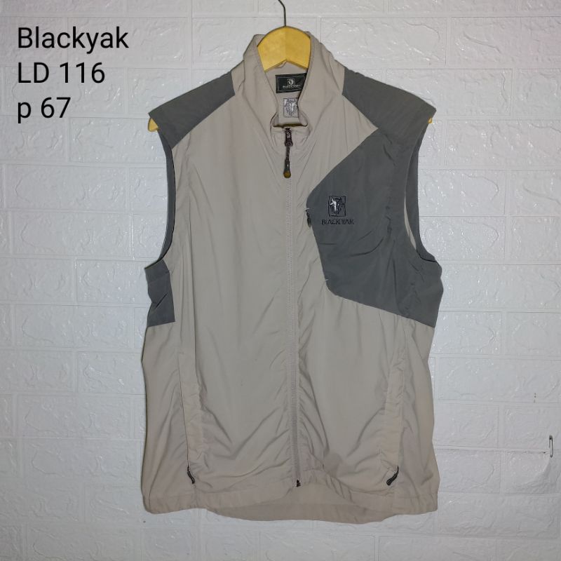 Vest Blackyak like new original