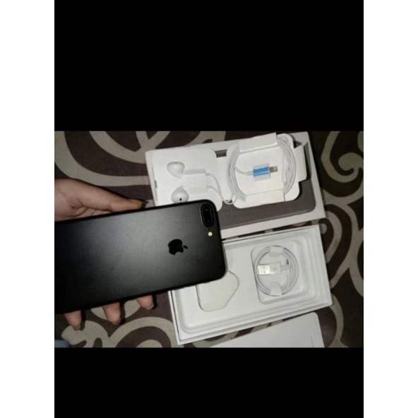 iPhone 7 plus 64 GB