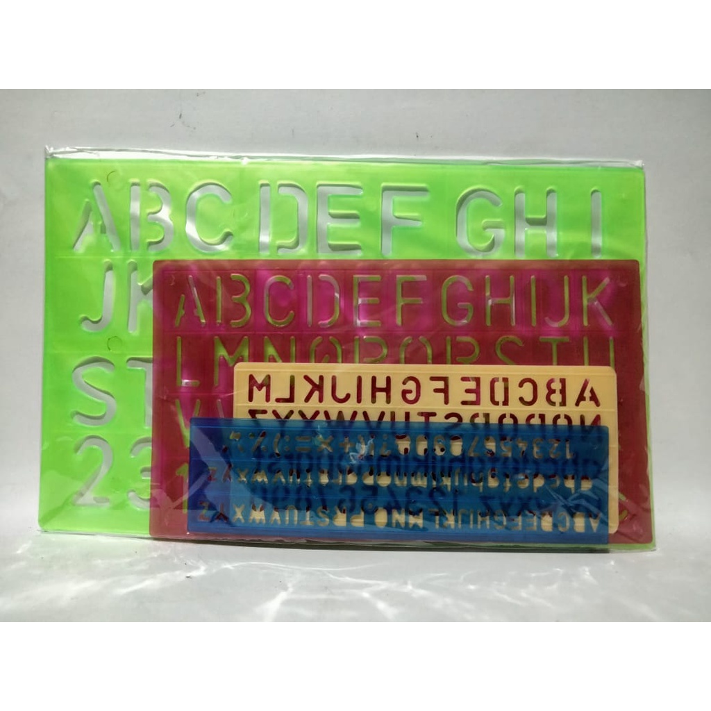 Penggaris Set Huruf dan Angka 1 Set isi 4 Penggaris