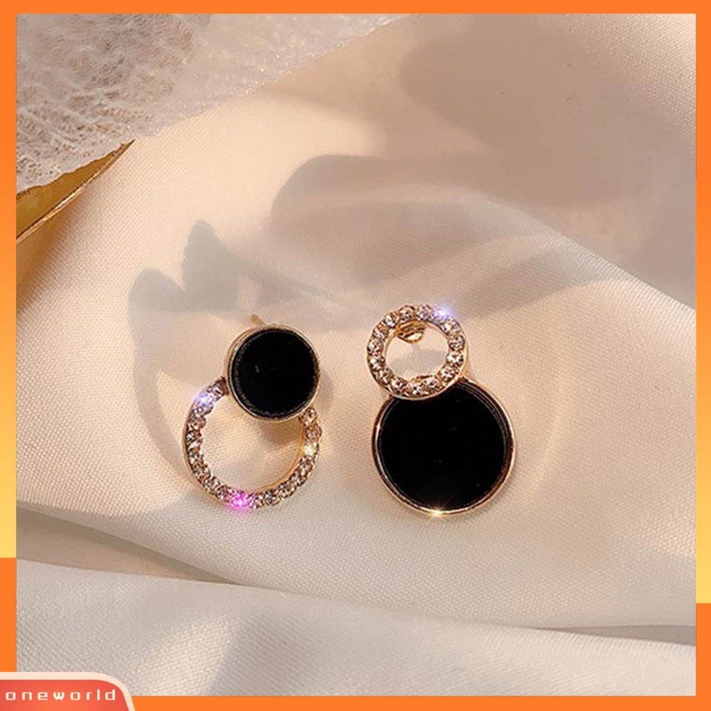 {oneworld} 1pasang Anting Lady Bulat Berlian Imitasi Asimetris Hollow Out Stud Earrings Untuk Hadiah