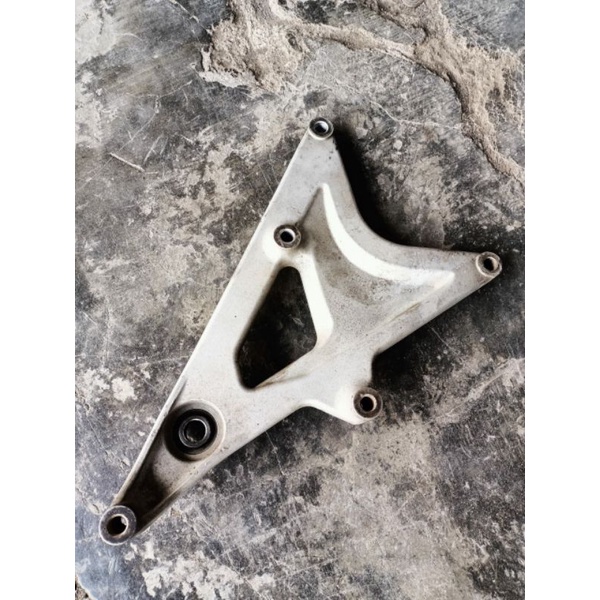 dudukan knalpot Honda Vario 125 original