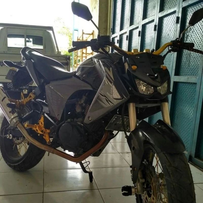 LAMPU DEPAN NEW MEGAPRO MONOSHOCK CUSTOM Z1000