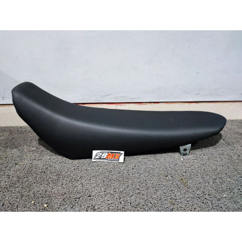 JOK SADEL SEDEL KAWASAKI KLX 150 S ATAU DTRACKER LAMA ATAU KLX L ASLI ORIGINAL BARU NON KEMASAN
