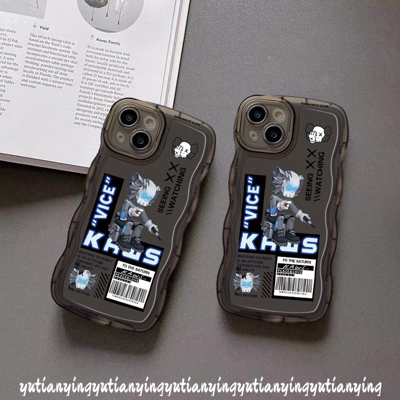 IPHONE Casing Ponsel Kompatibel Untuk Iphone14 11 12 13 11 Pro Max6 6s 8 7 Plus XR X XS Max 14Plus SE 2020 Trendi Merek Kaws Kartun Beruang Kekerasan Bergelombang Tepi Lembut TPU Penutup Belakang