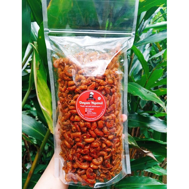 

Makaroni Doyan Ngemil 500 gram|| Makaroni bantet pedas daun jeruk 500 gram||Makaroni Kriuk pedas daun jeruk 500 gram