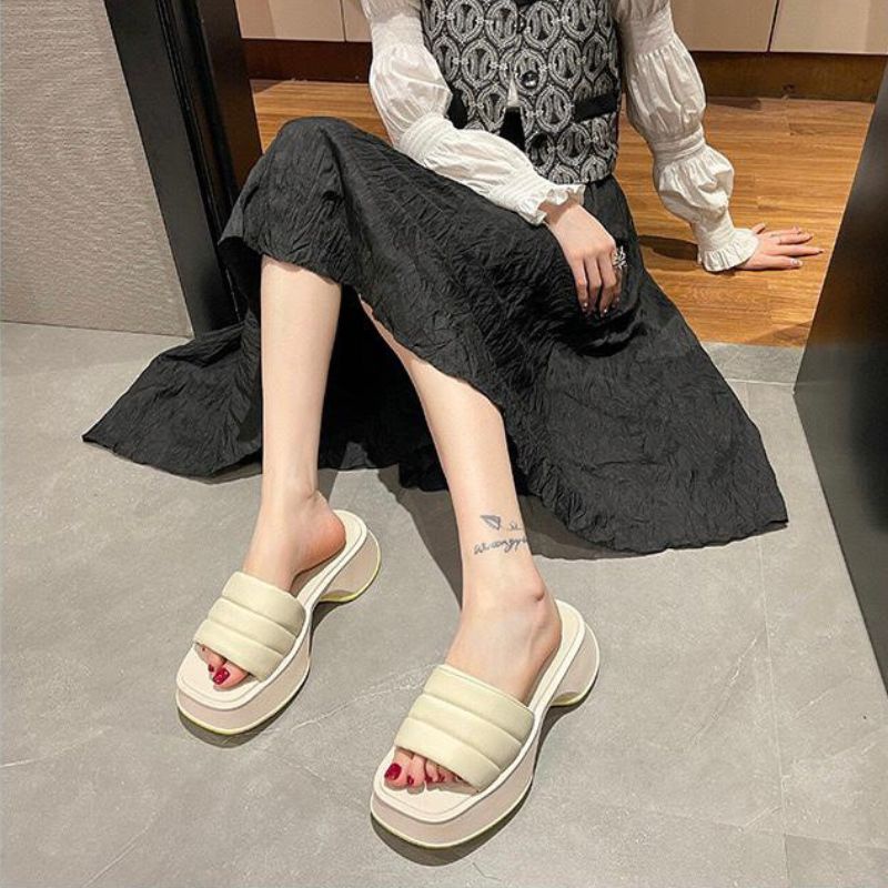 DDS2113 Sandal Wedges Wanita Fashion Import Sendal Rumah Cewek Ready Jakarta Bisa COD (With Box)