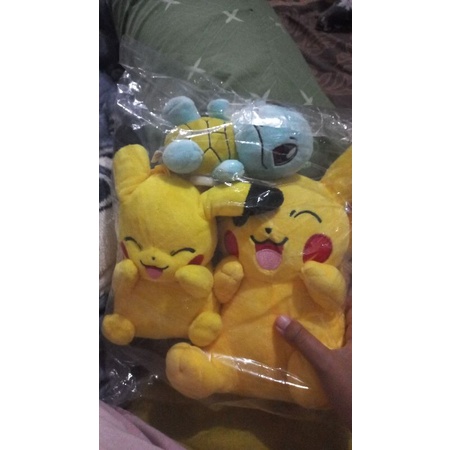 boneka dan ganci pokemon