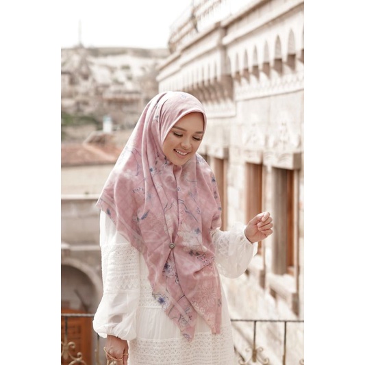 Buttonscarves Sofya Voal Square XL - Pinksalt