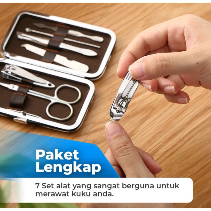 Alat Perawatan Set Kuku Telinga Alis Portable 7 PCS