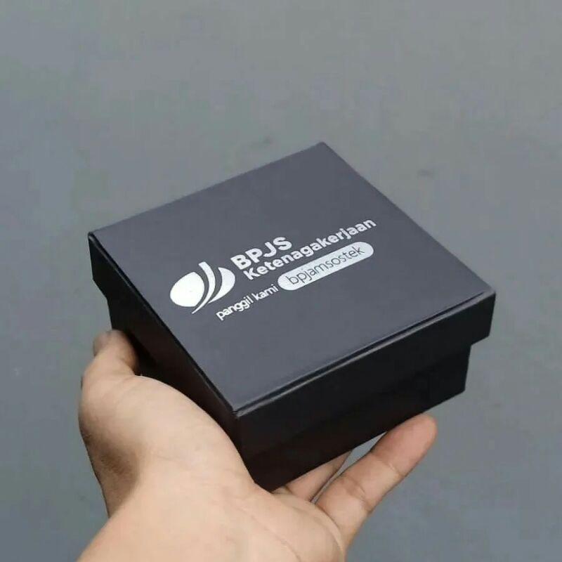 

hardbox custom design logo ukuran 10x10x5 cm