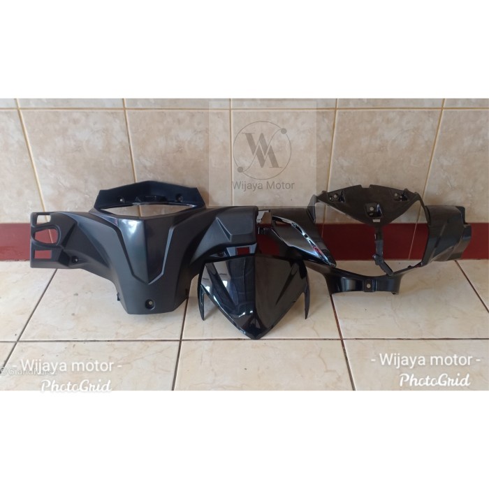 Batok kepala depan belakang plus visor honda supra x 125 fi     wijaya motor