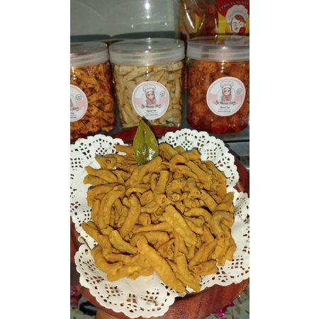 

KERIPIK USUS CRISPY PREMIUM| HOT ORI RENDAH LEMAK BEST SELLER