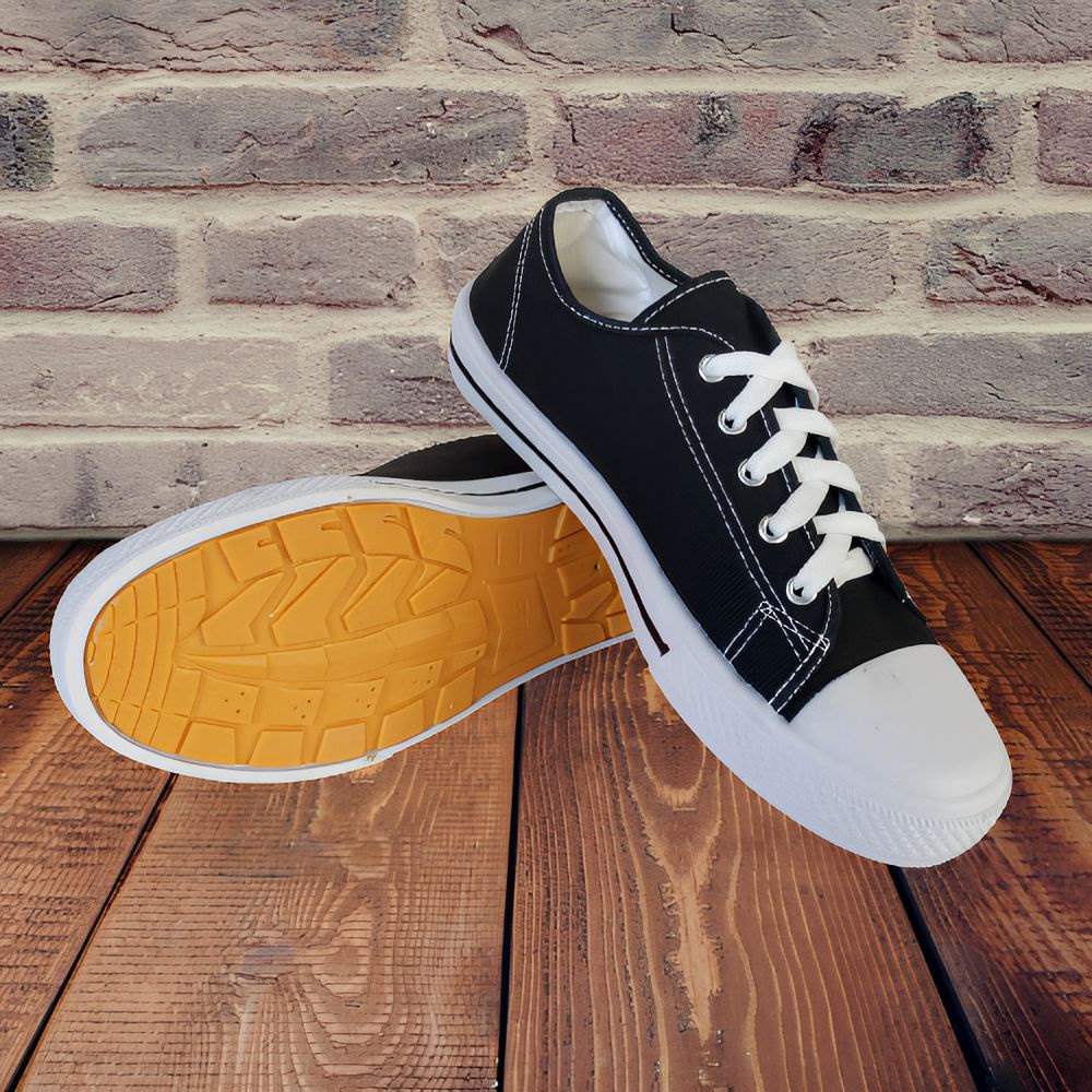 Sepatu Canvas N&amp;B LC (Pendek) Hitam Putih