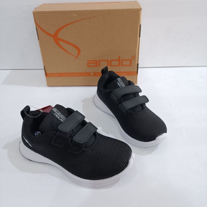 Sepatu Sekolah Anak Ando MIA size 29-32 Hitam/Putih