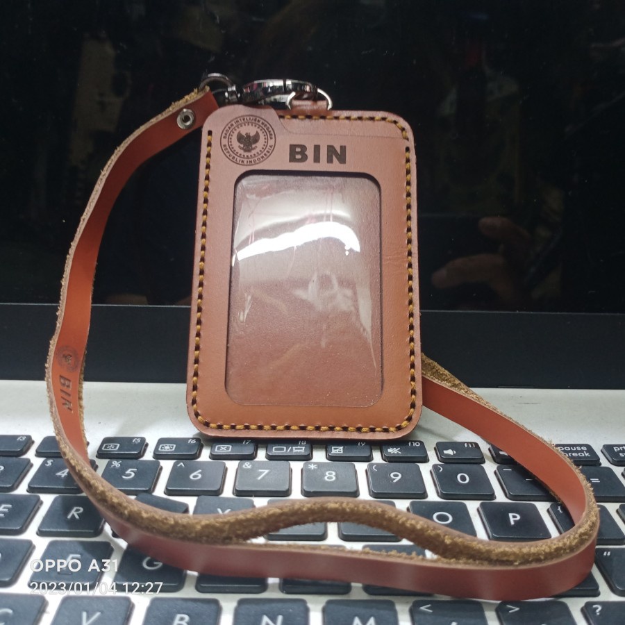 

holder kalung id card kulit asli logo BIN