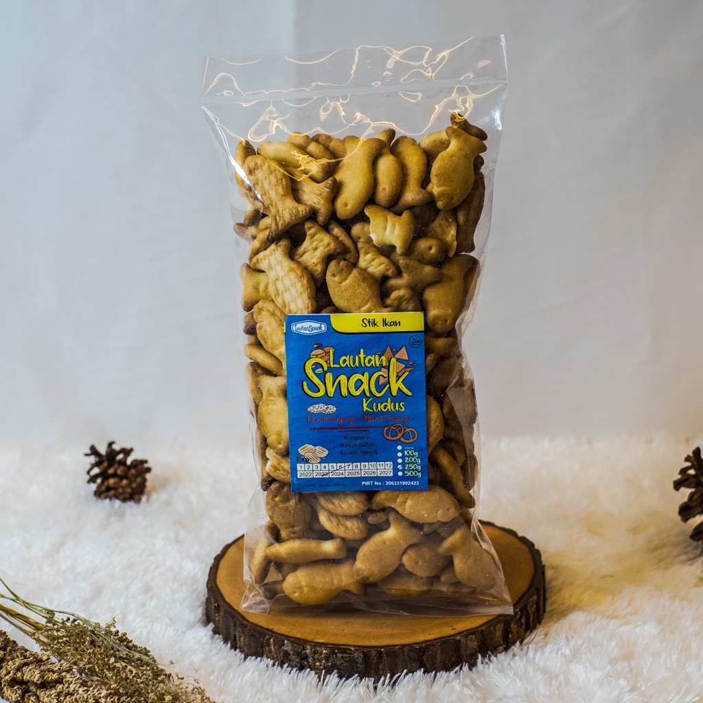 

Cemilan Sehat Diet Manis Lautan Snack | Stik Ikan Rosebrand 250 Gram dan 500 Gram