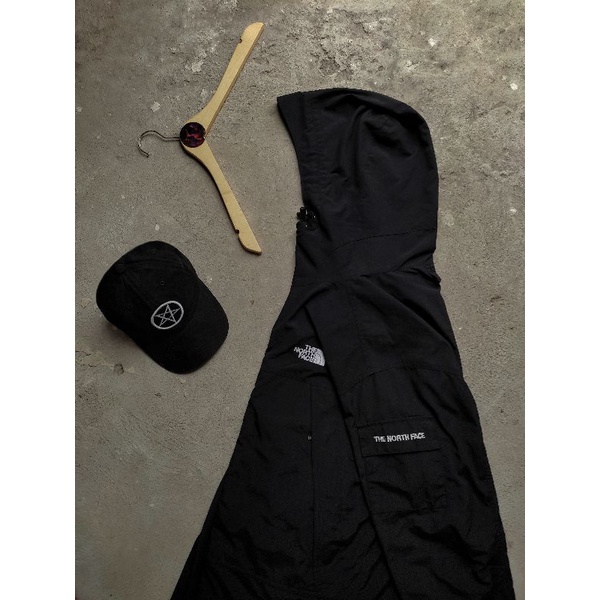 THE NORTH FACE • SIDE POCKET JACKET